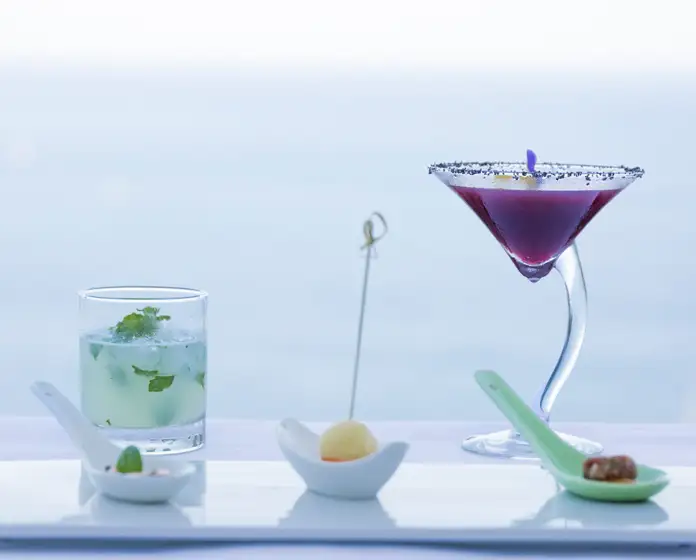 aperitivo in terrazza-ristorante-ciccio-cielo-mare-terra-amalfi-coast